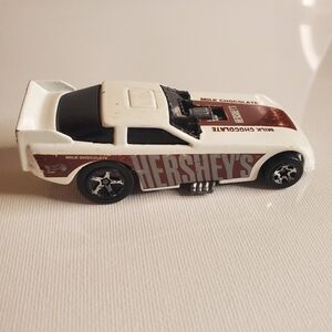 Vintage 1977- Hersheys Hot Wheel